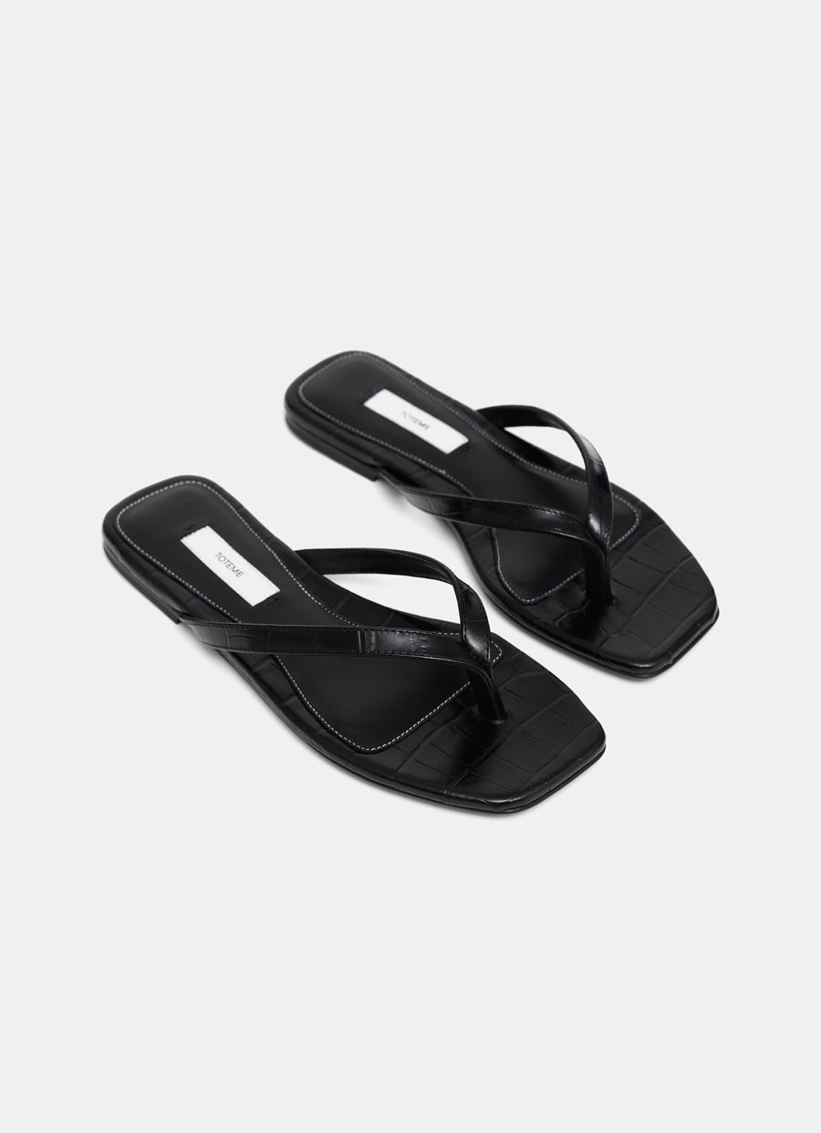 Chancla con textura de cocodrilo