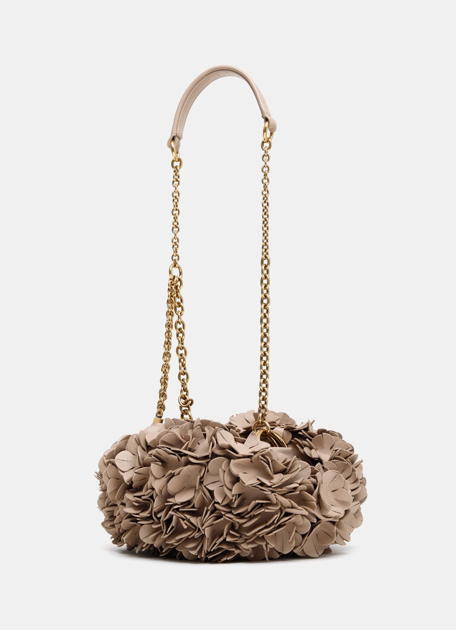 Bolso de hombro Plissé con flores y cadena