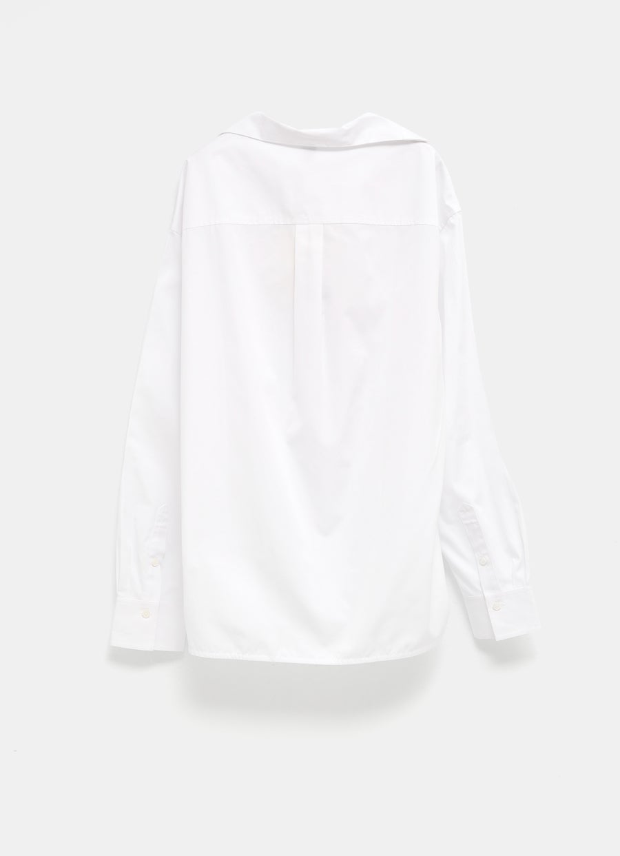 Camisa de cuello alto