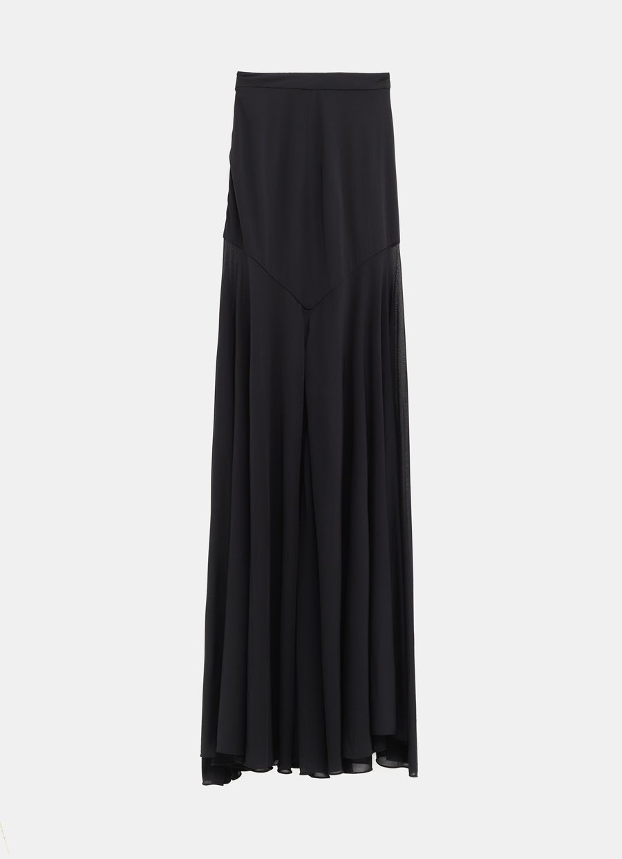 Falda larga de vuelo