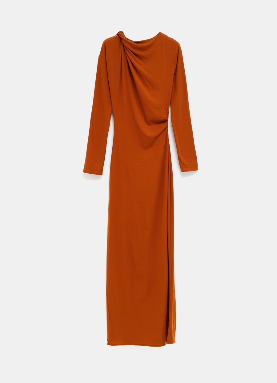 Vestido corto con cuello halter