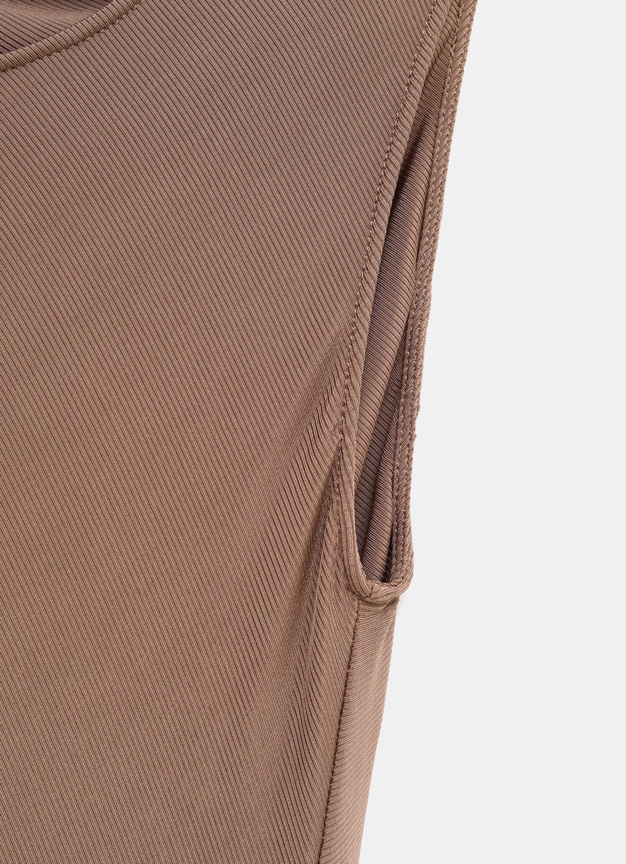 Top con detalle retorcido