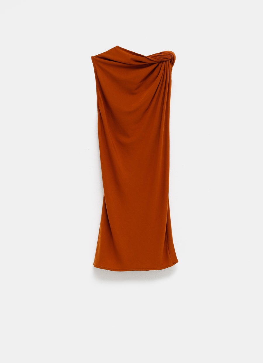 Top con detalle retorcido