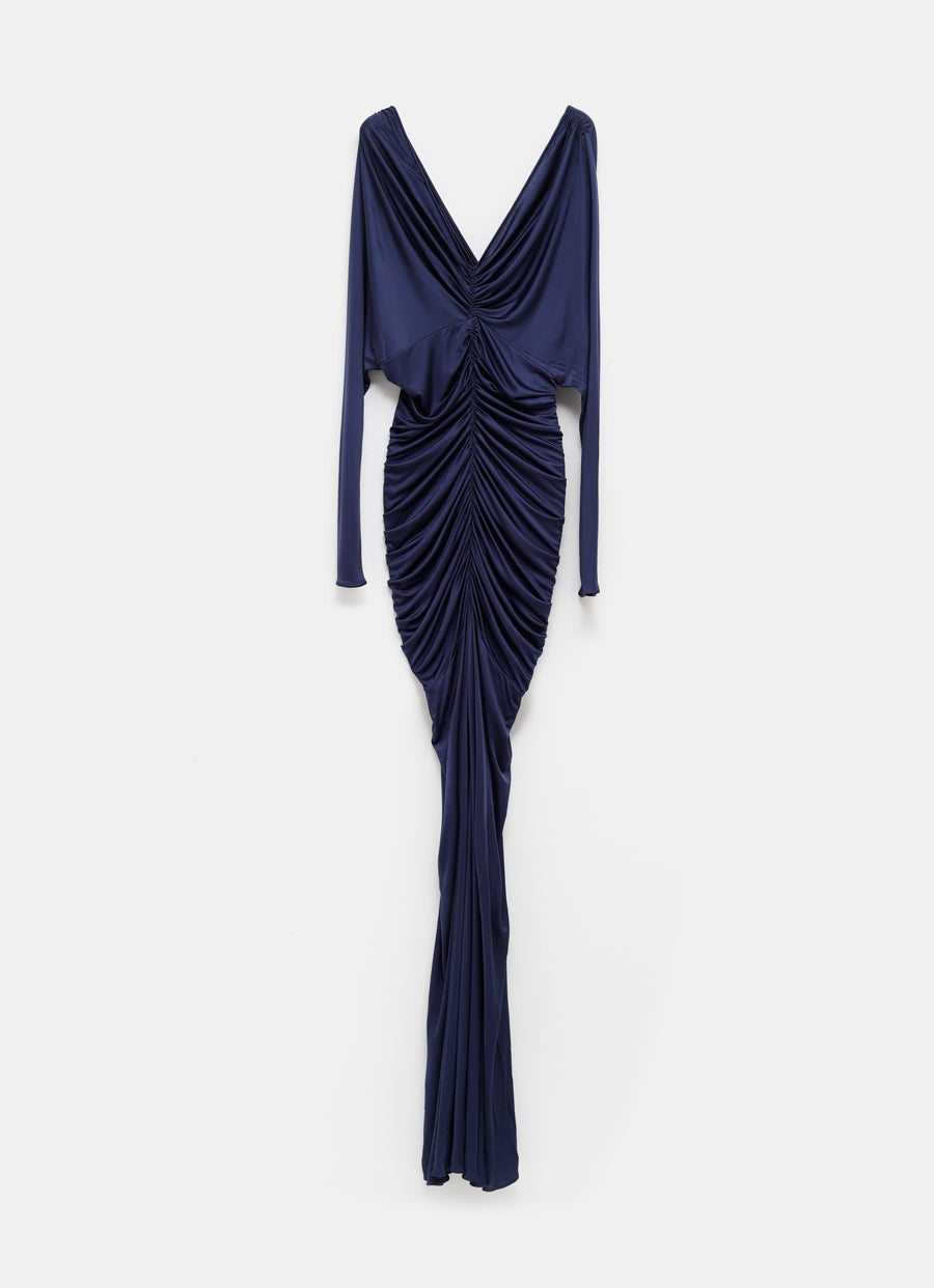 Vestido de noche con escote de pico