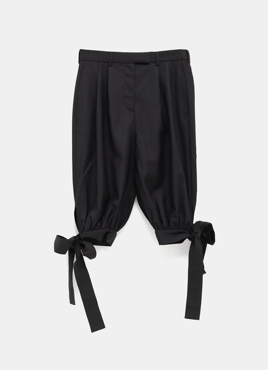 Pantalón corto con lazada