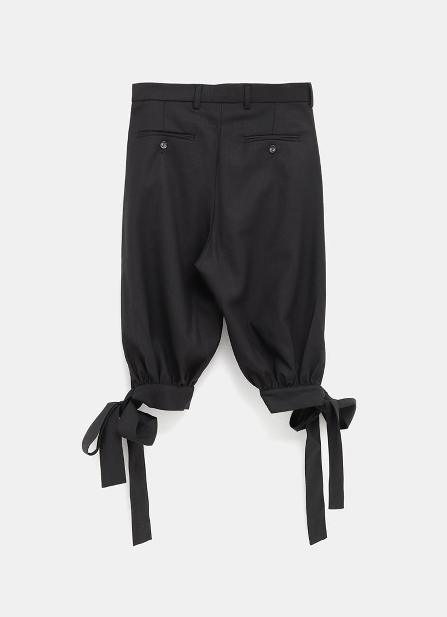 Pantalón corto con lazada