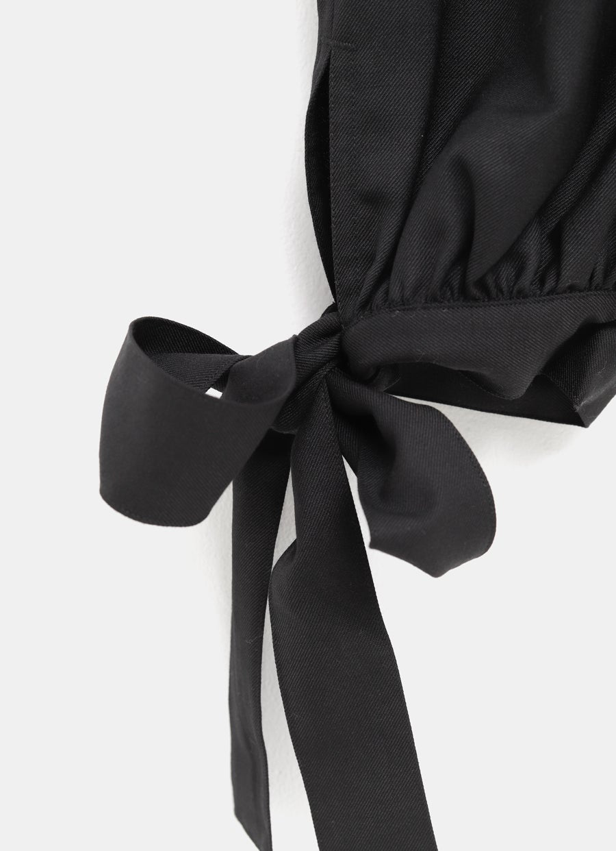 Pantalón corto con lazada