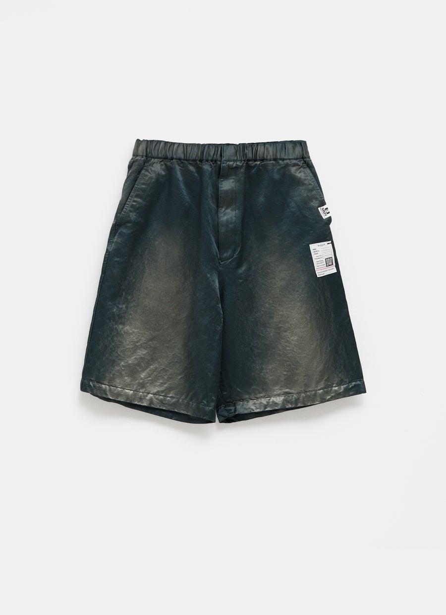 Pantalón corto de raso con efecto descolorido