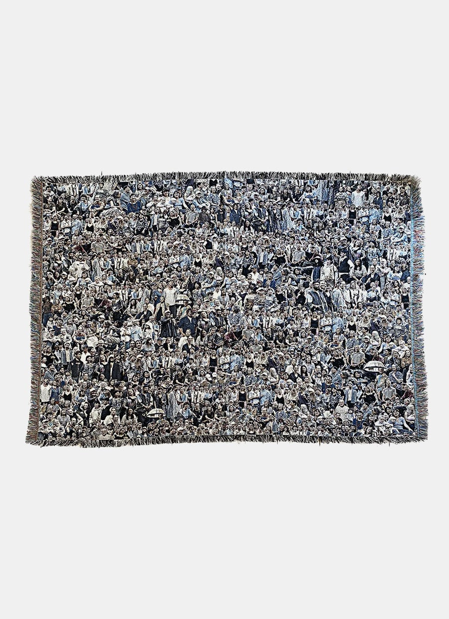 Manta Raush Faces con flecos