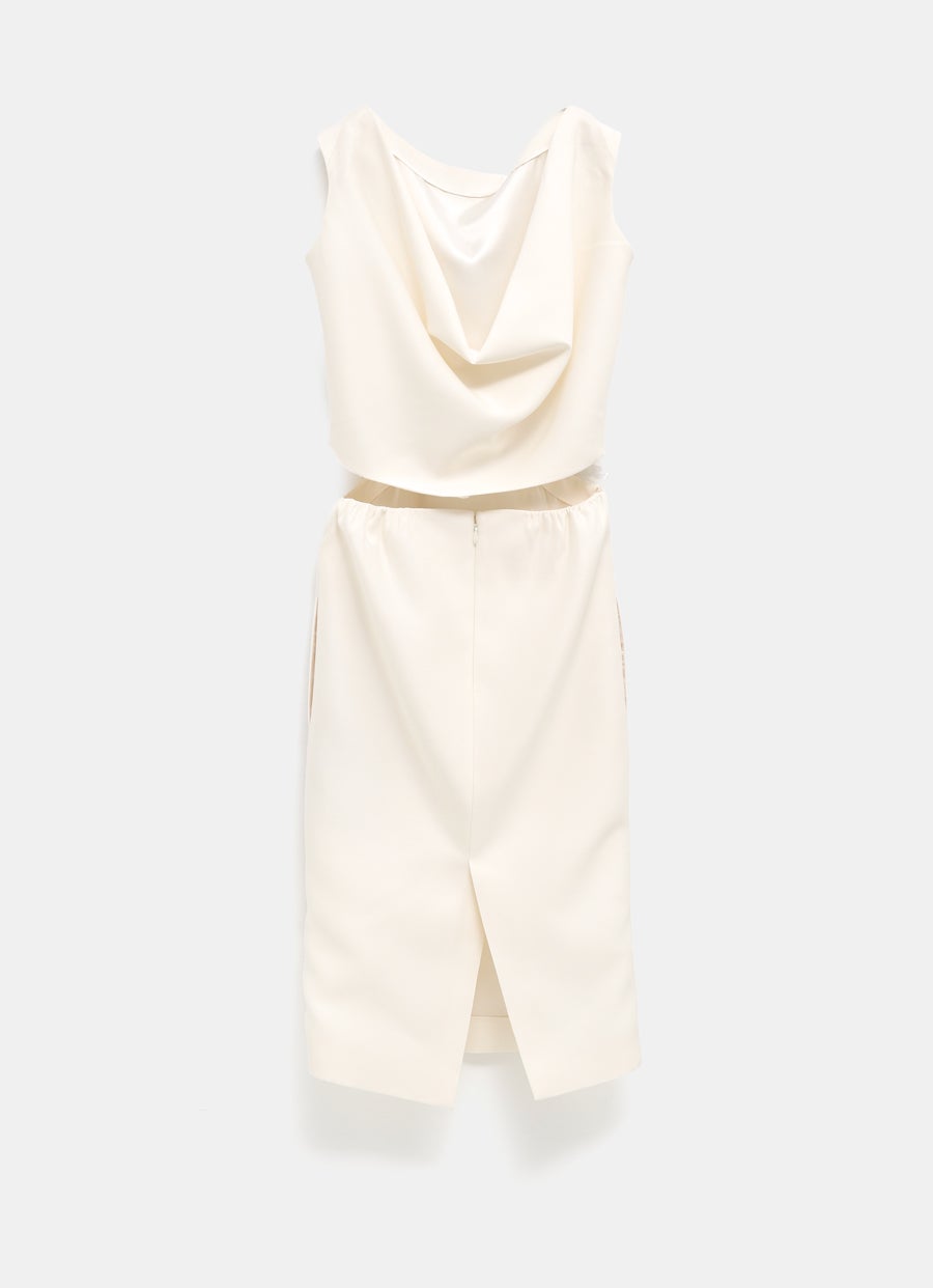 Vestido con lazo drapeado