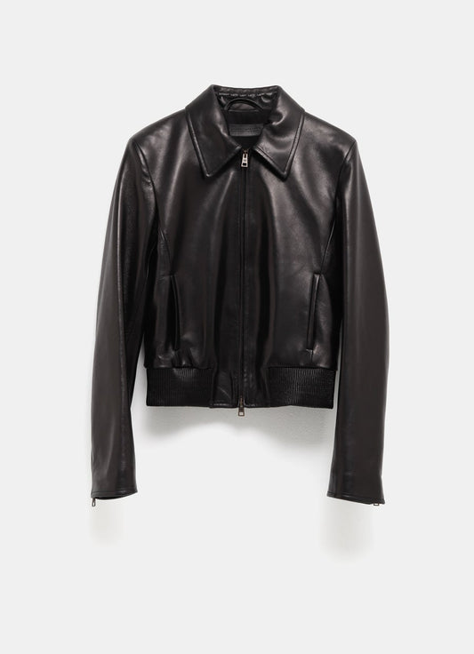 Chaqueta de piel ajustada para mujer