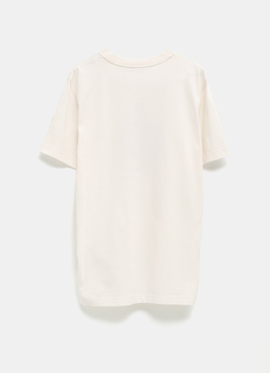 Camiseta con ancla bordado