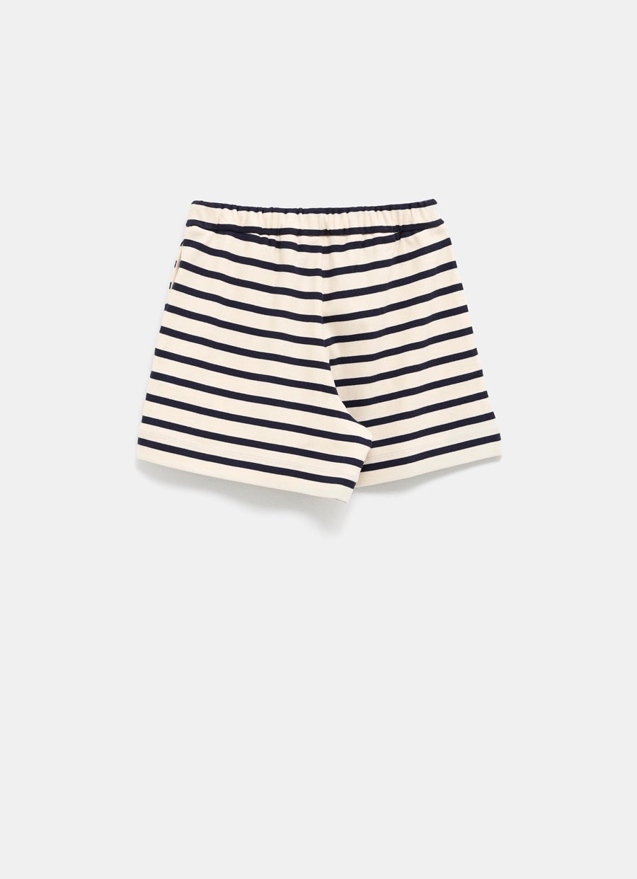 Pantalón corto a rayas