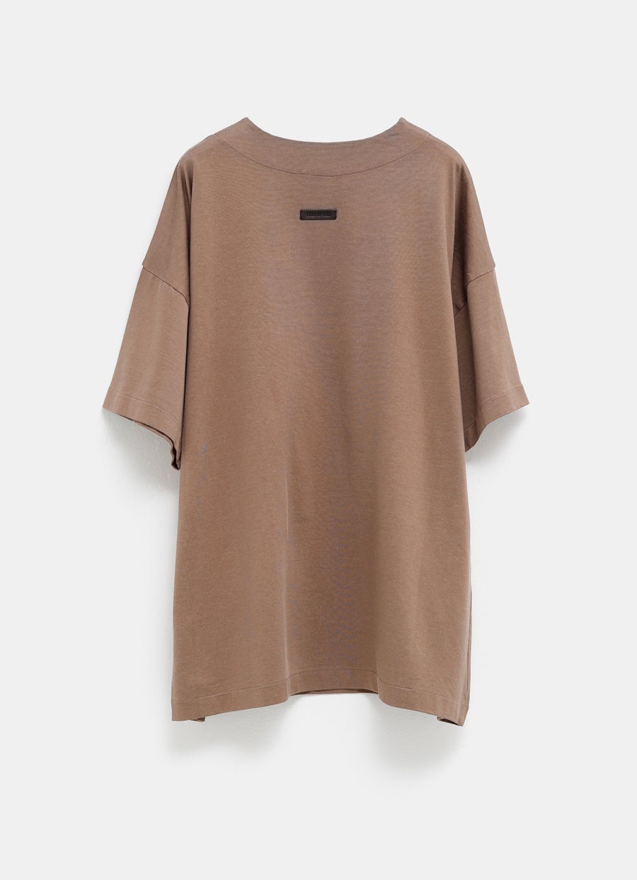 Camiseta Clean Neck de manga corta