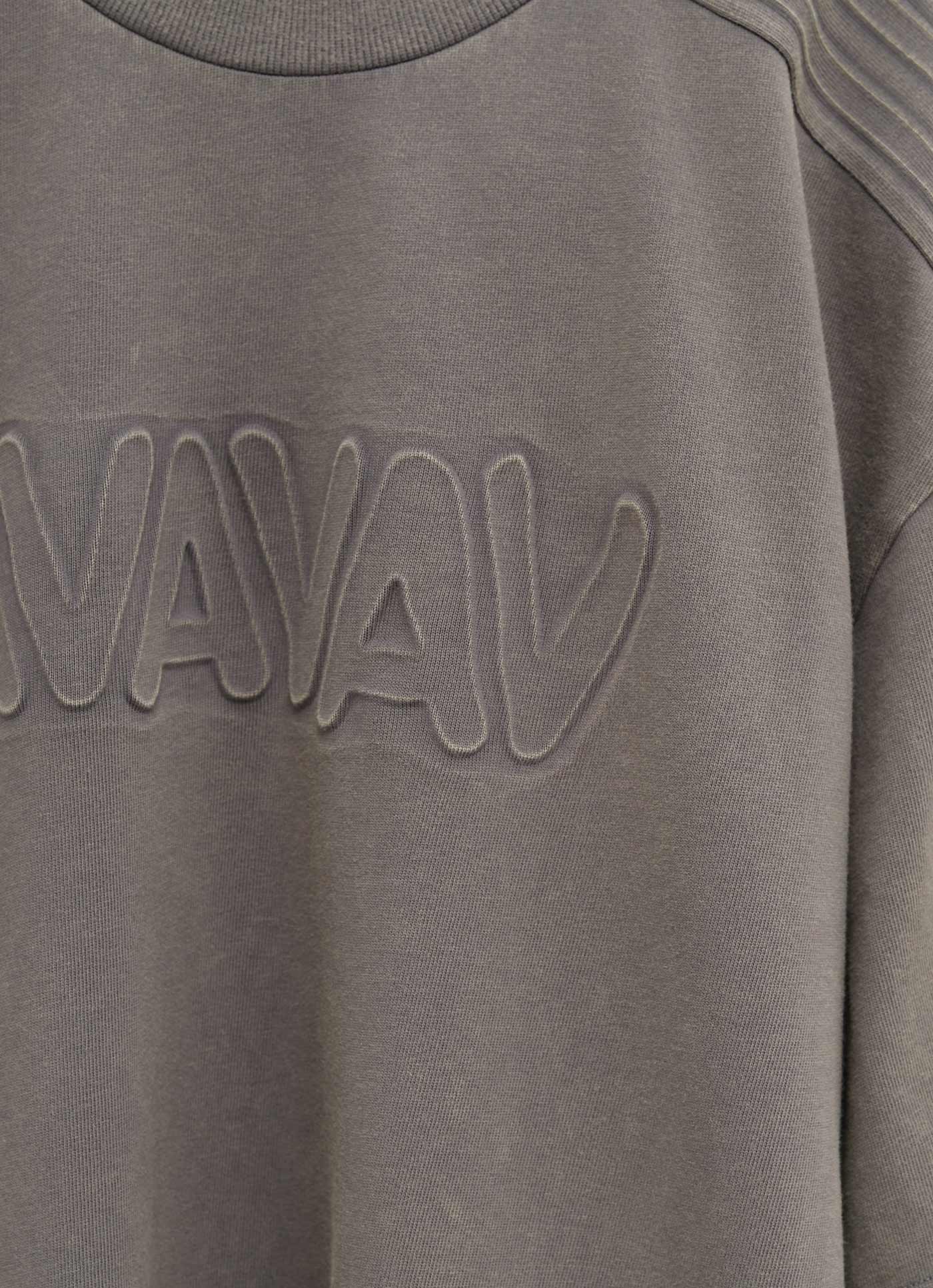 Camiseta AV logo