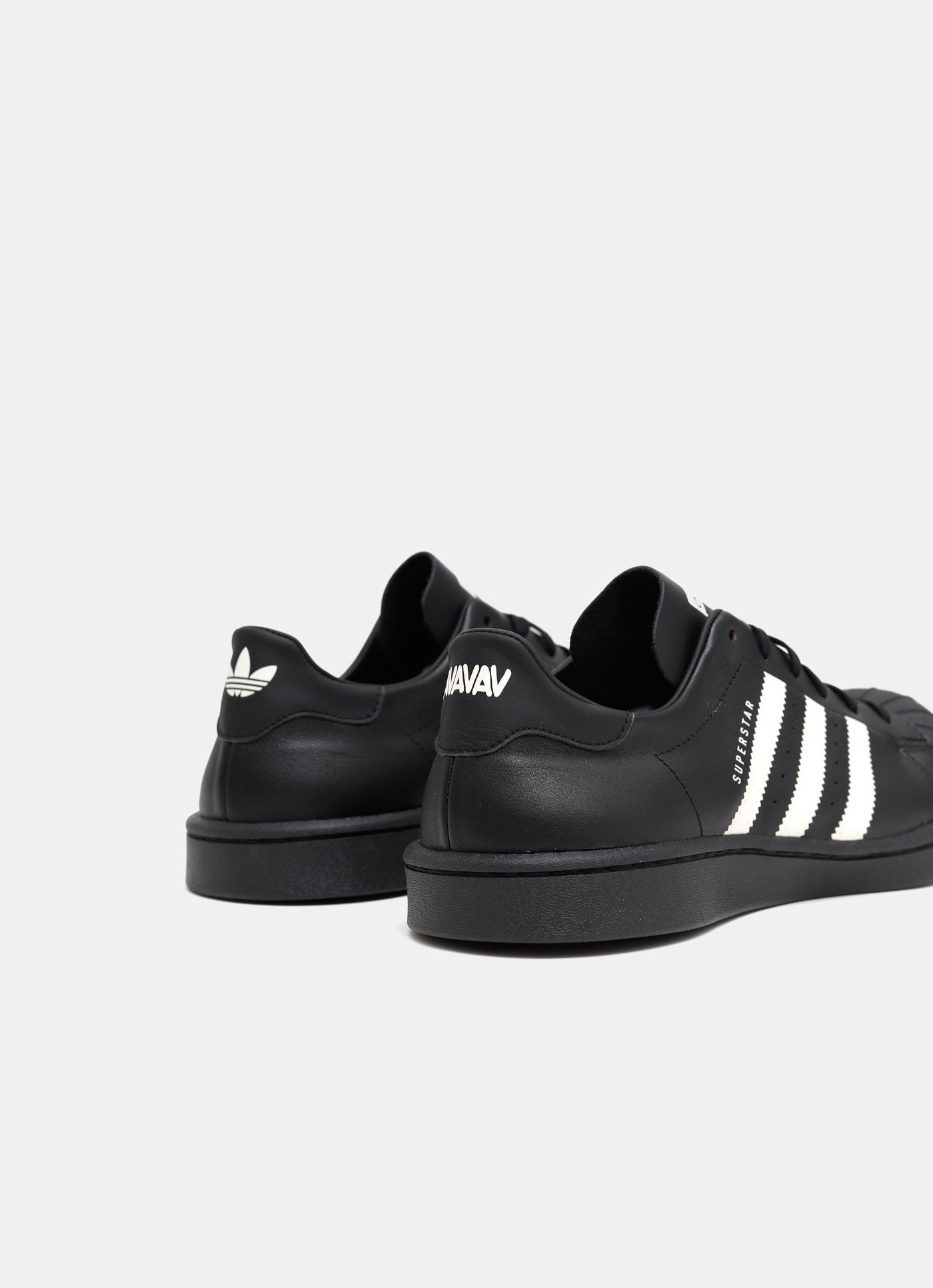 Zapatilla Superstar SST Vacuum