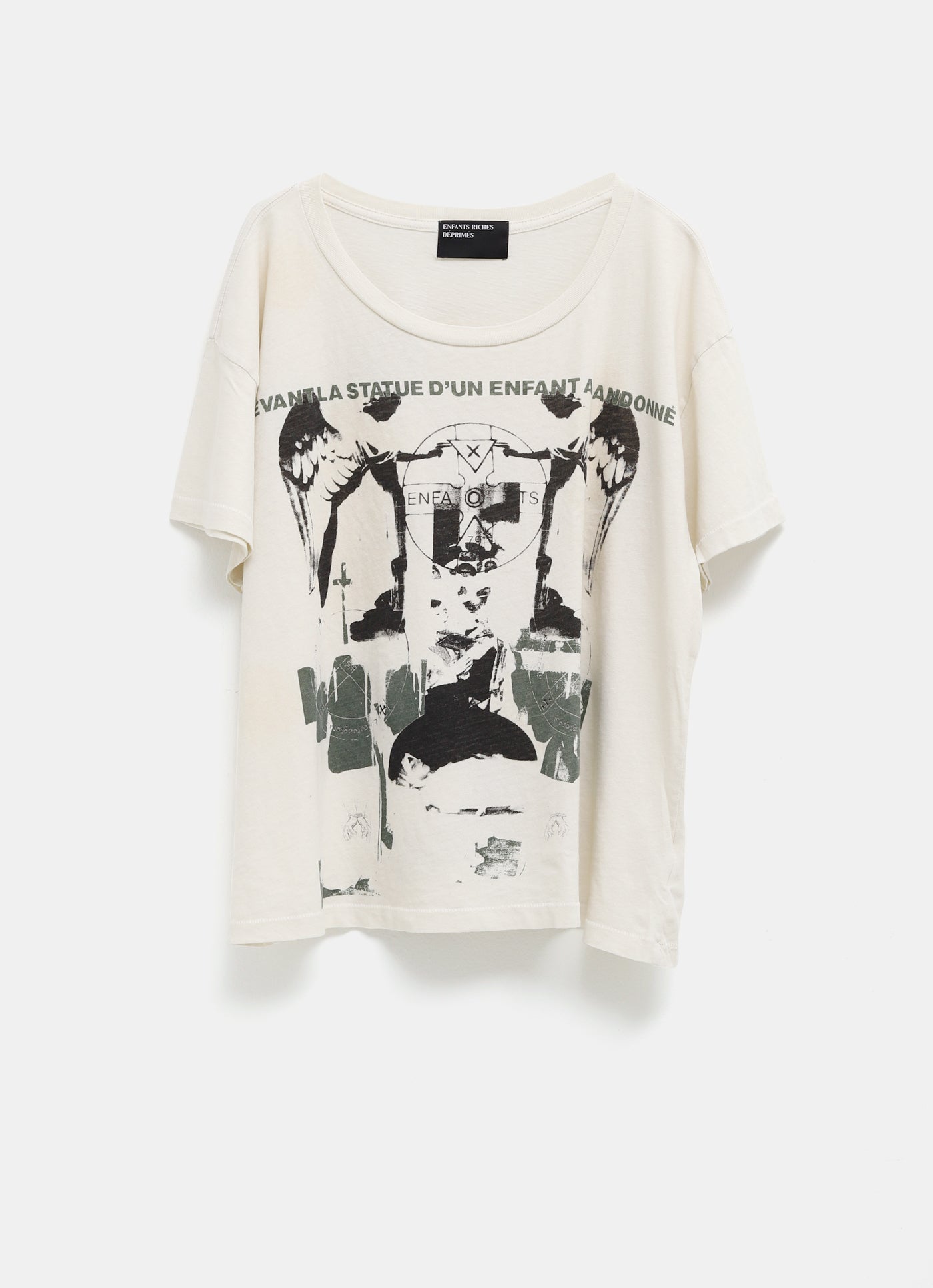Camiseta Nun Kicks Baby