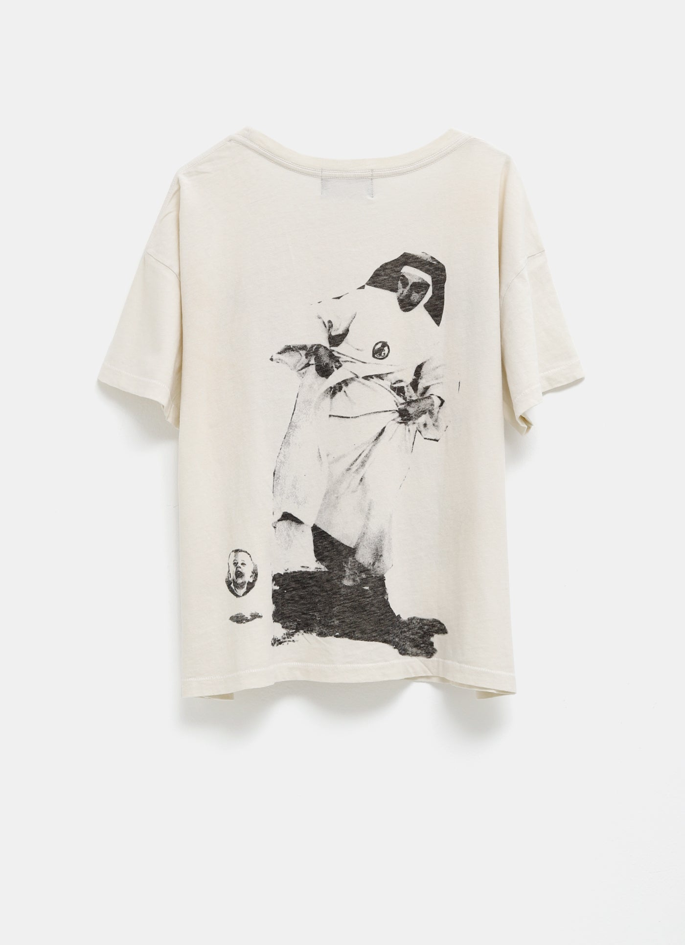 Camiseta Nun Kicks Baby