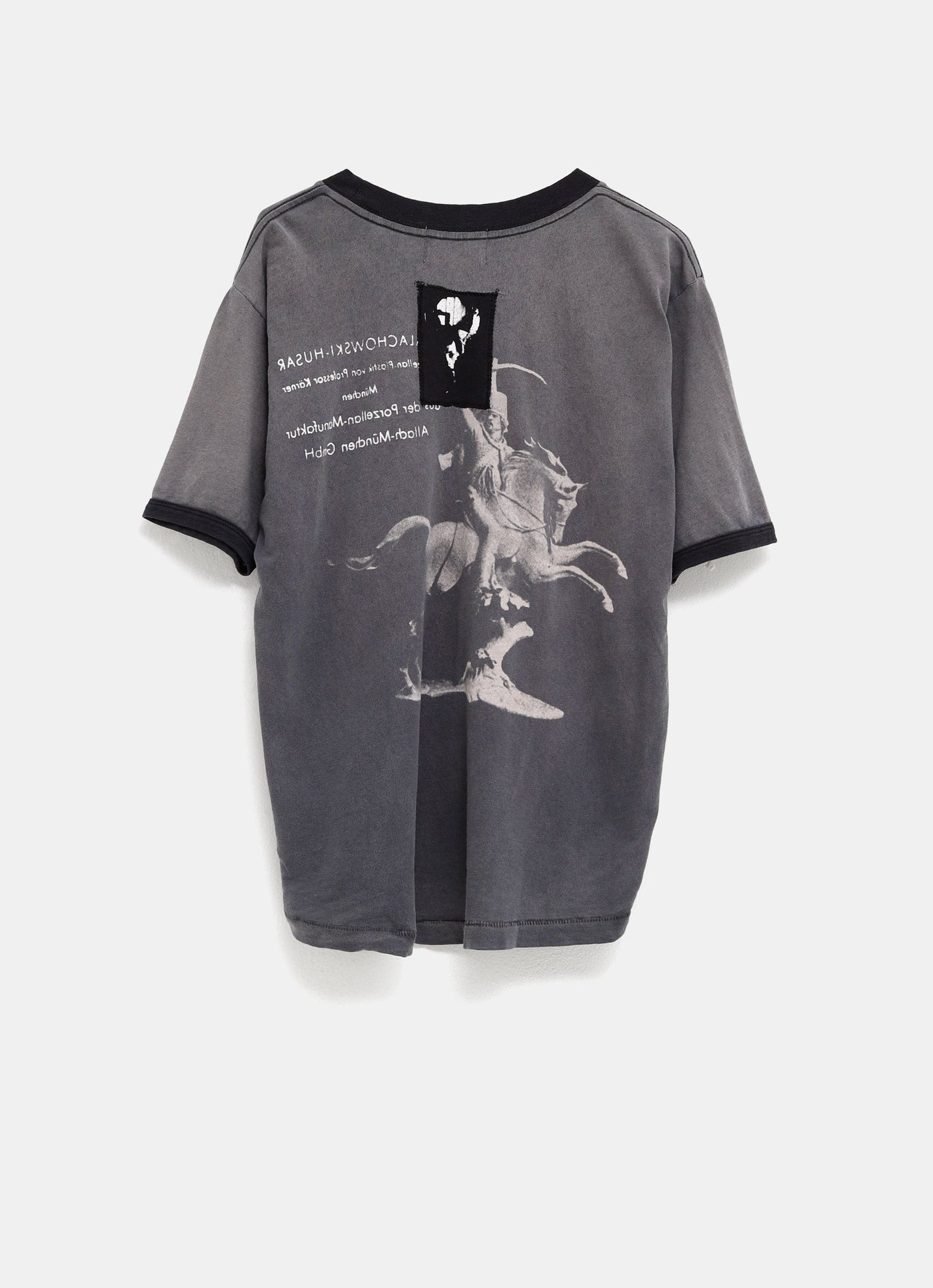 Camiseta Porcelain Dog Patch Ringer