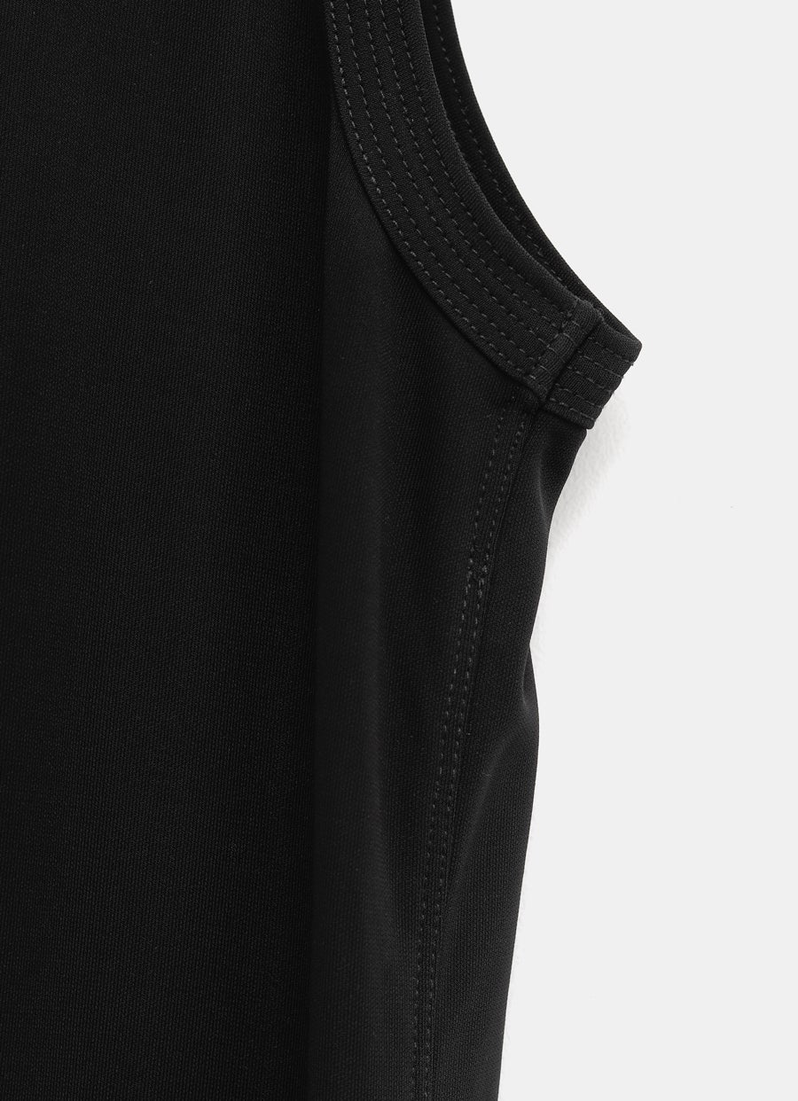 Camiseta curva de tirantes
