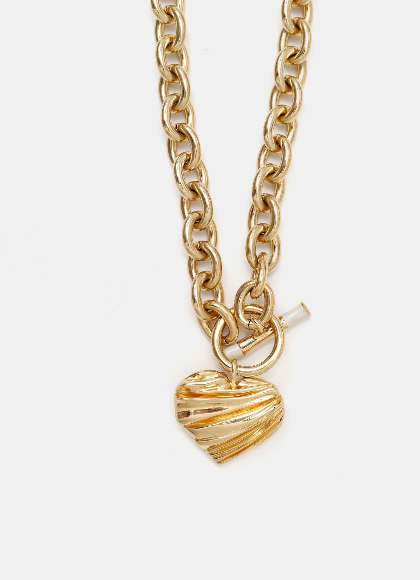 Cadena con colgante de corazón