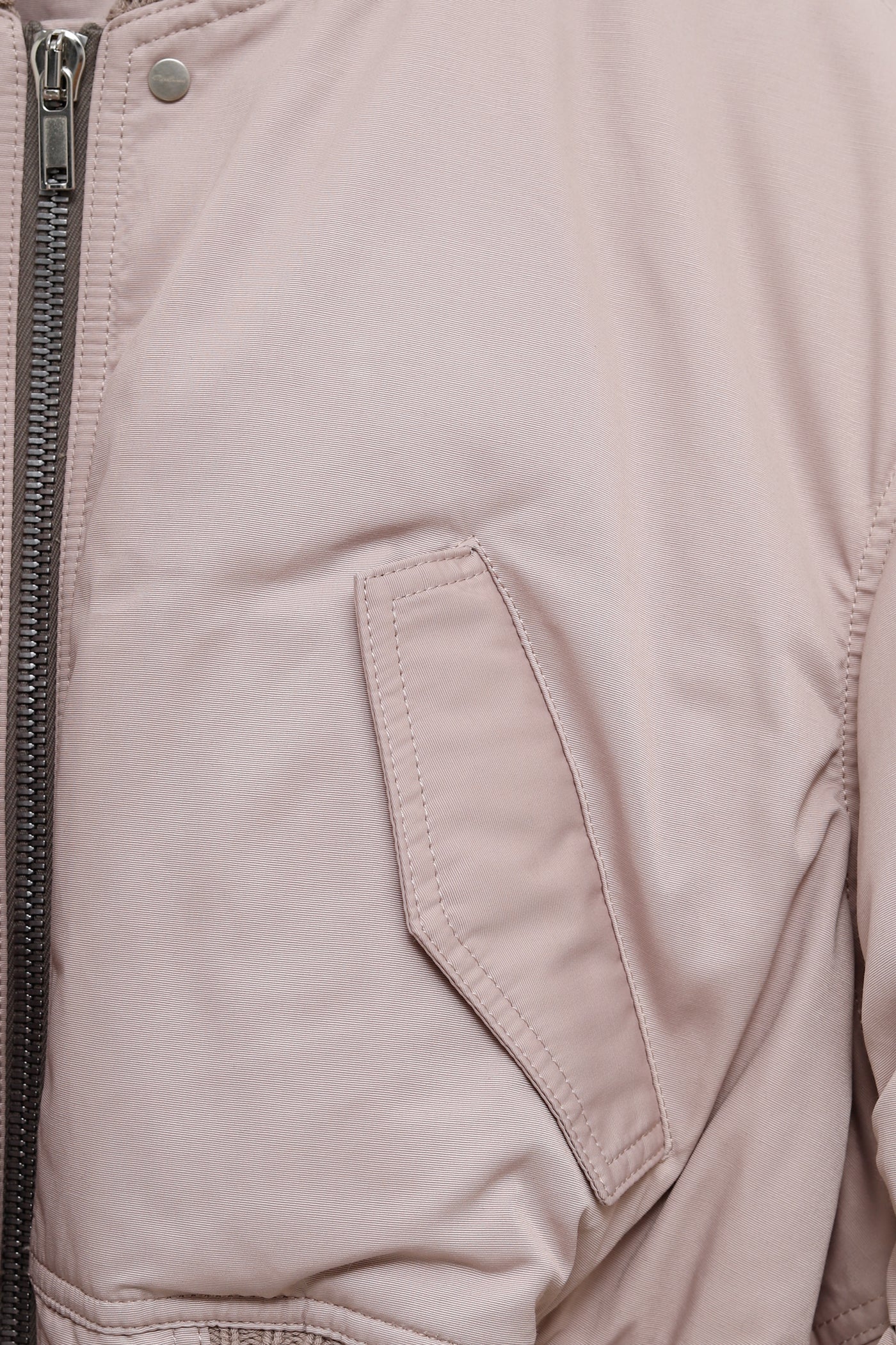 Chaqueta bomber acolchada de nailon