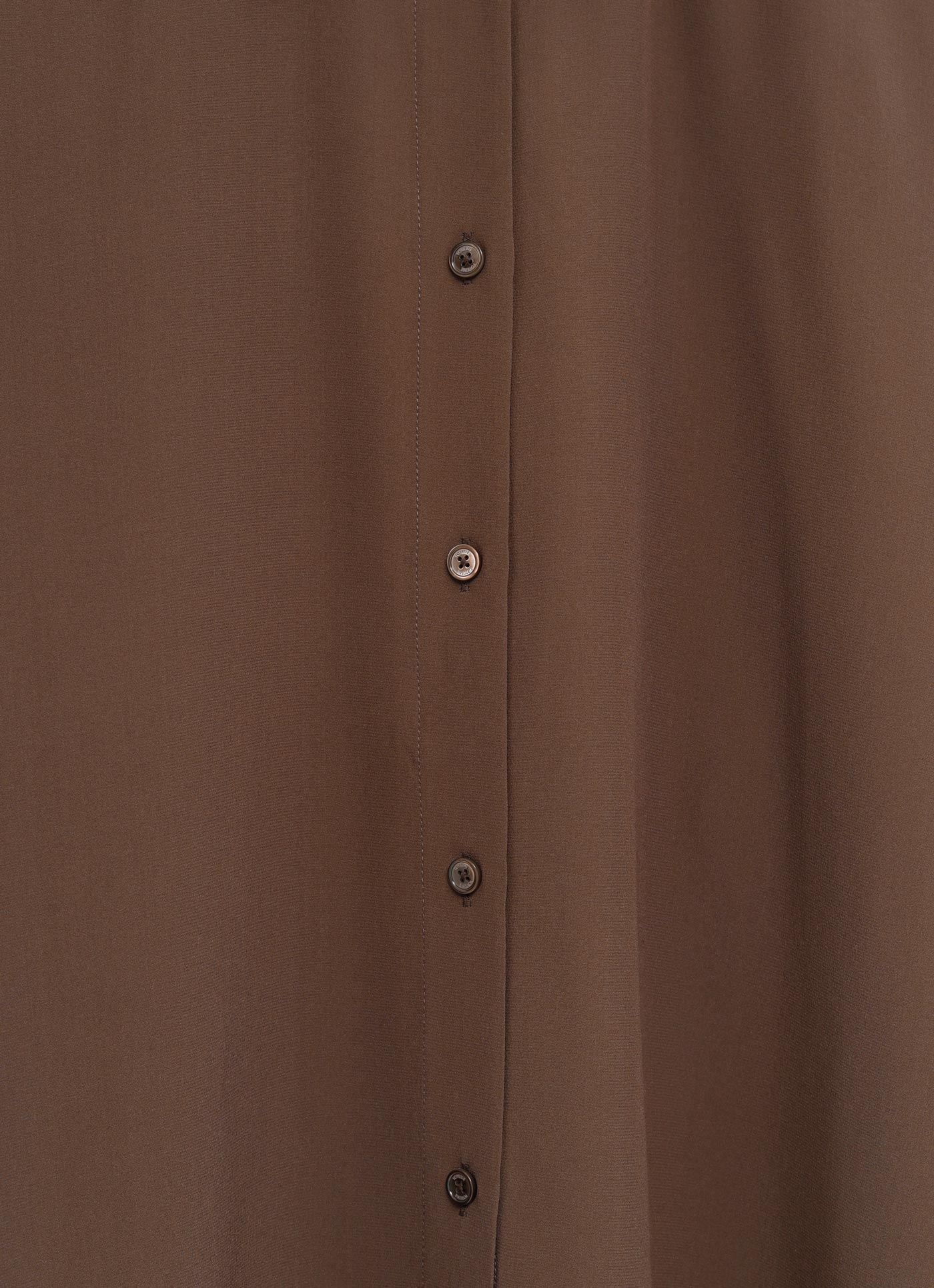 Vestido camisero de seda