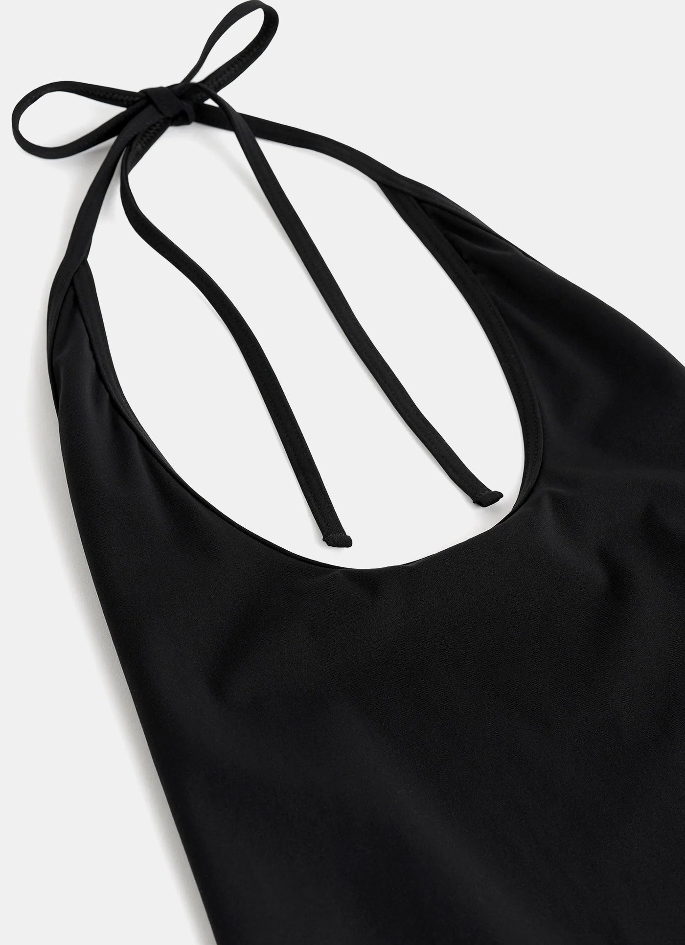 Bañador con cuello halter atado