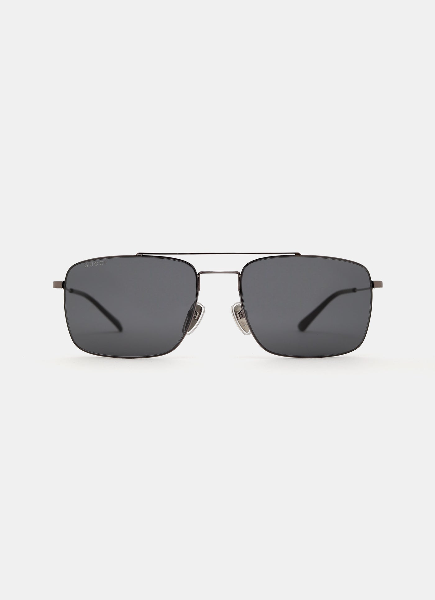 Gafas de sol con puente nasal bajo