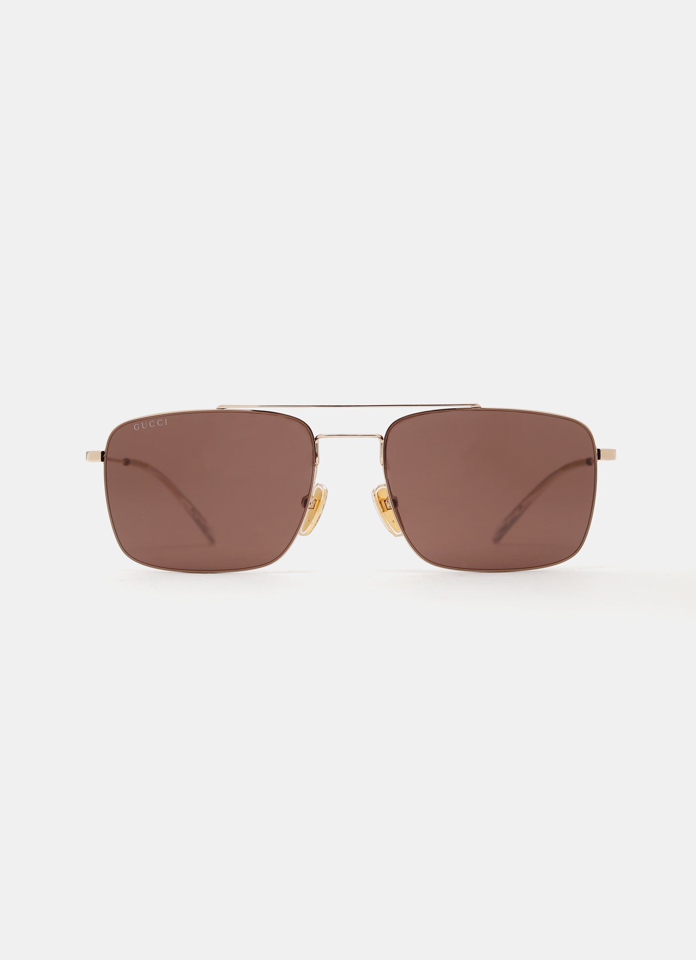 Gafas de sol con puente nasal bajo