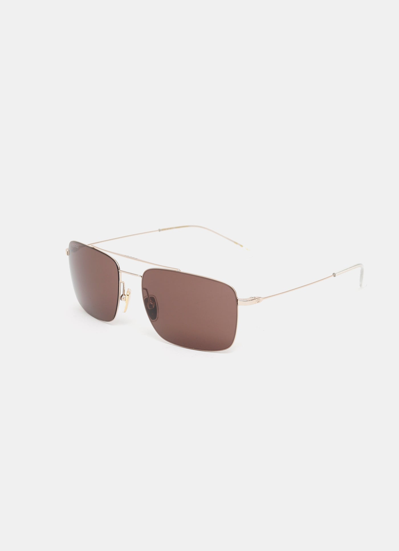 Gafas de sol con puente nasal bajo