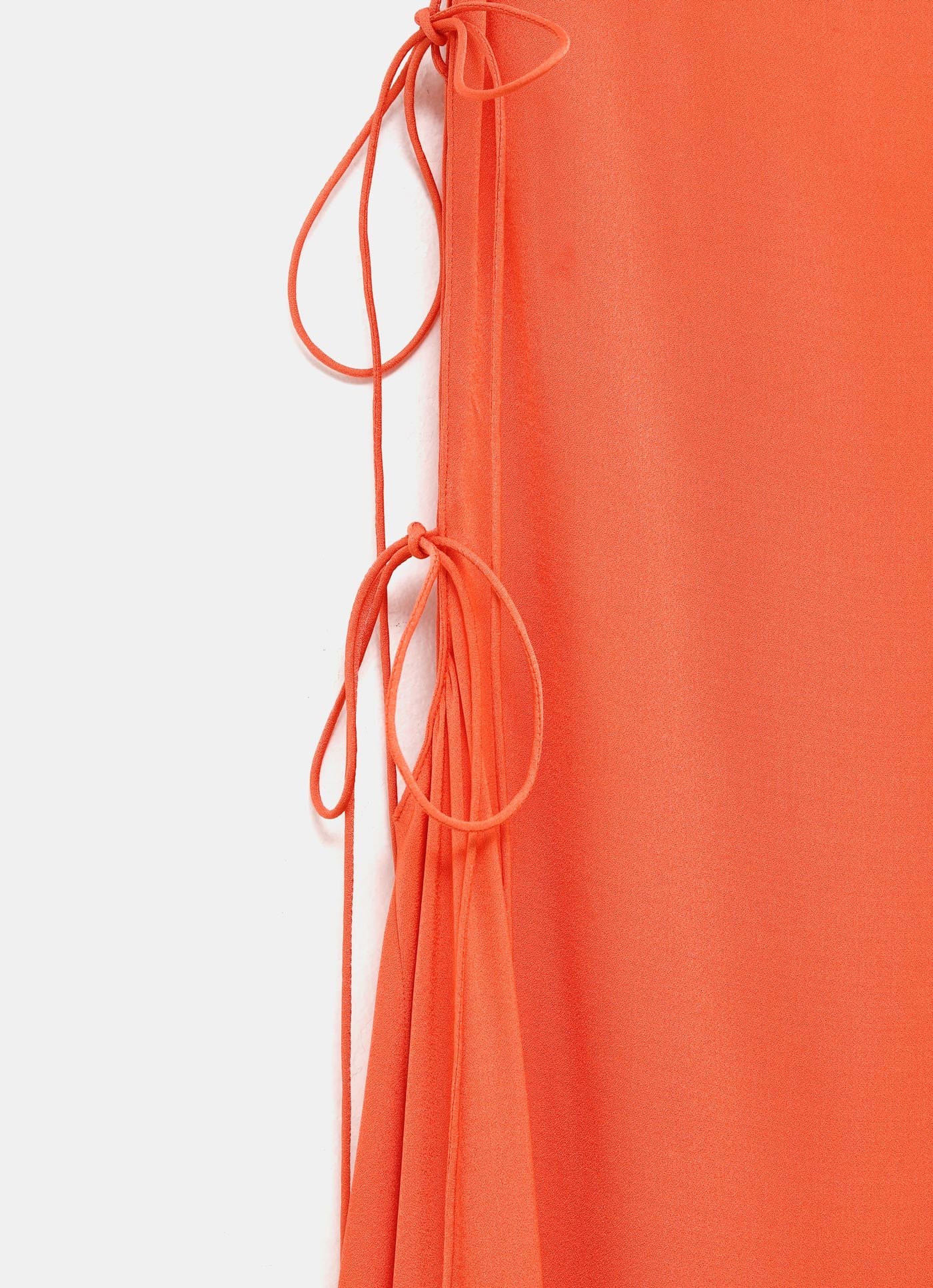 Vestido Cady con lazadas