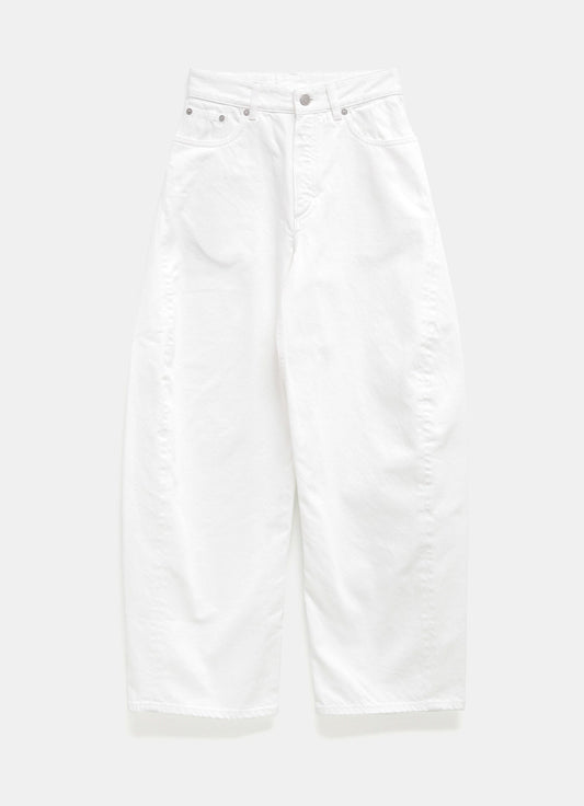 Pantalón vaquero de corte curvo