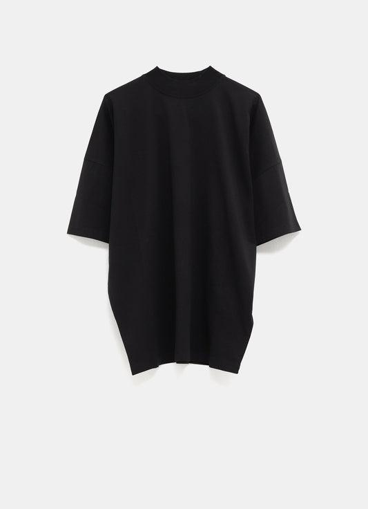 Camiseta con cuello cerrado
