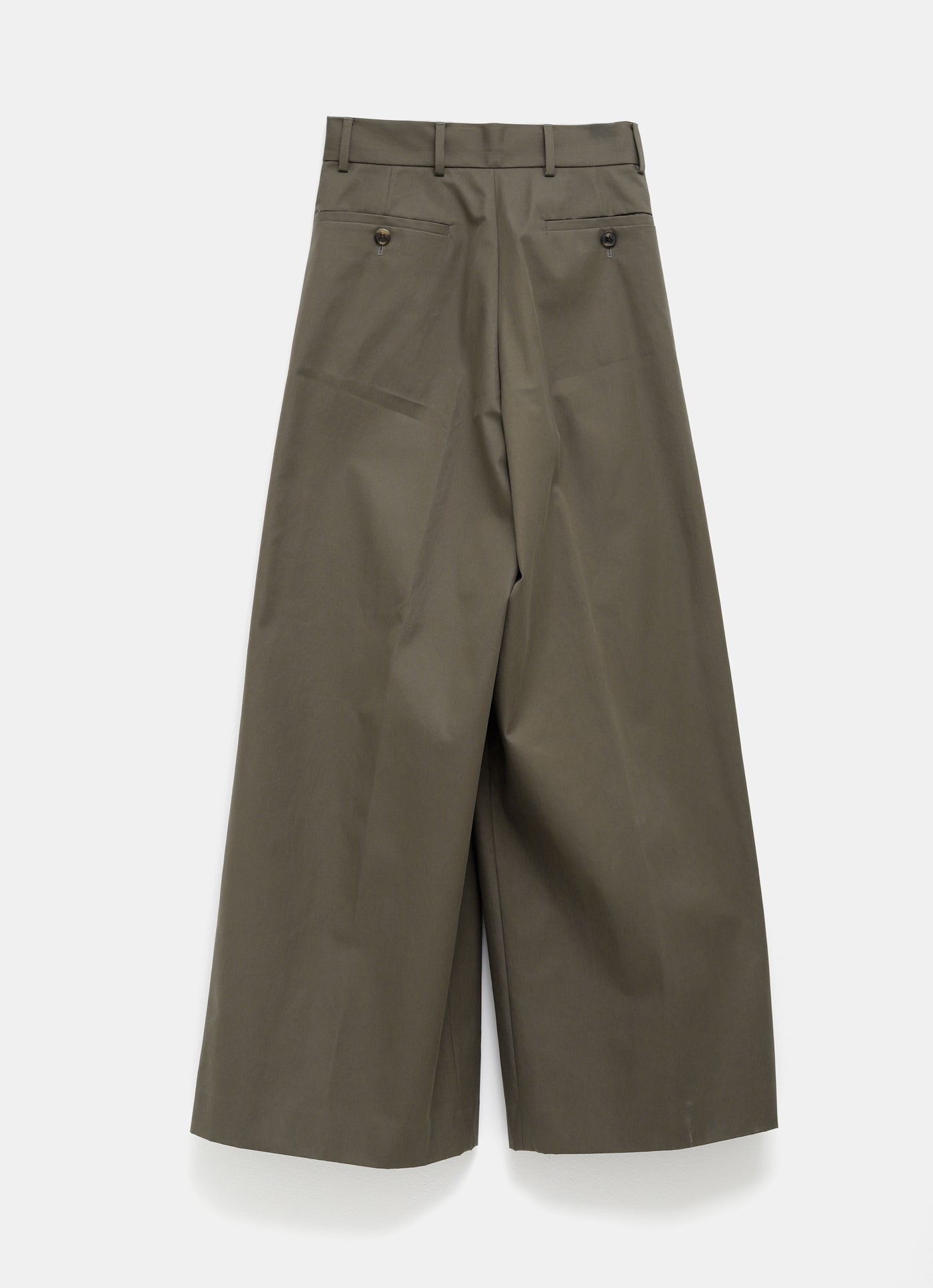 Pantalón ancho