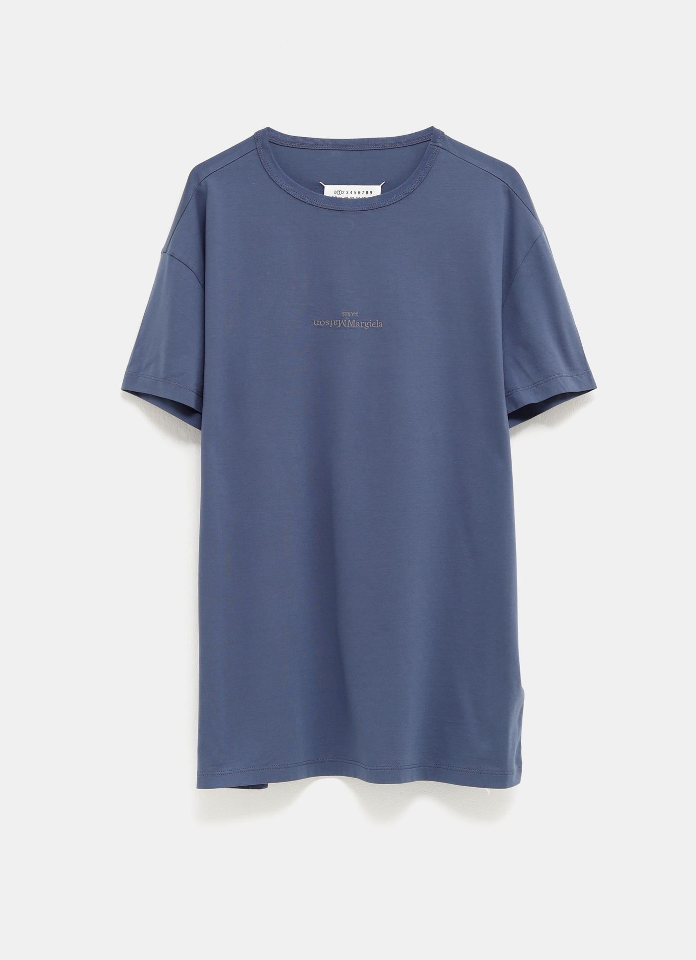 Camiseta con logo invertido para hombre