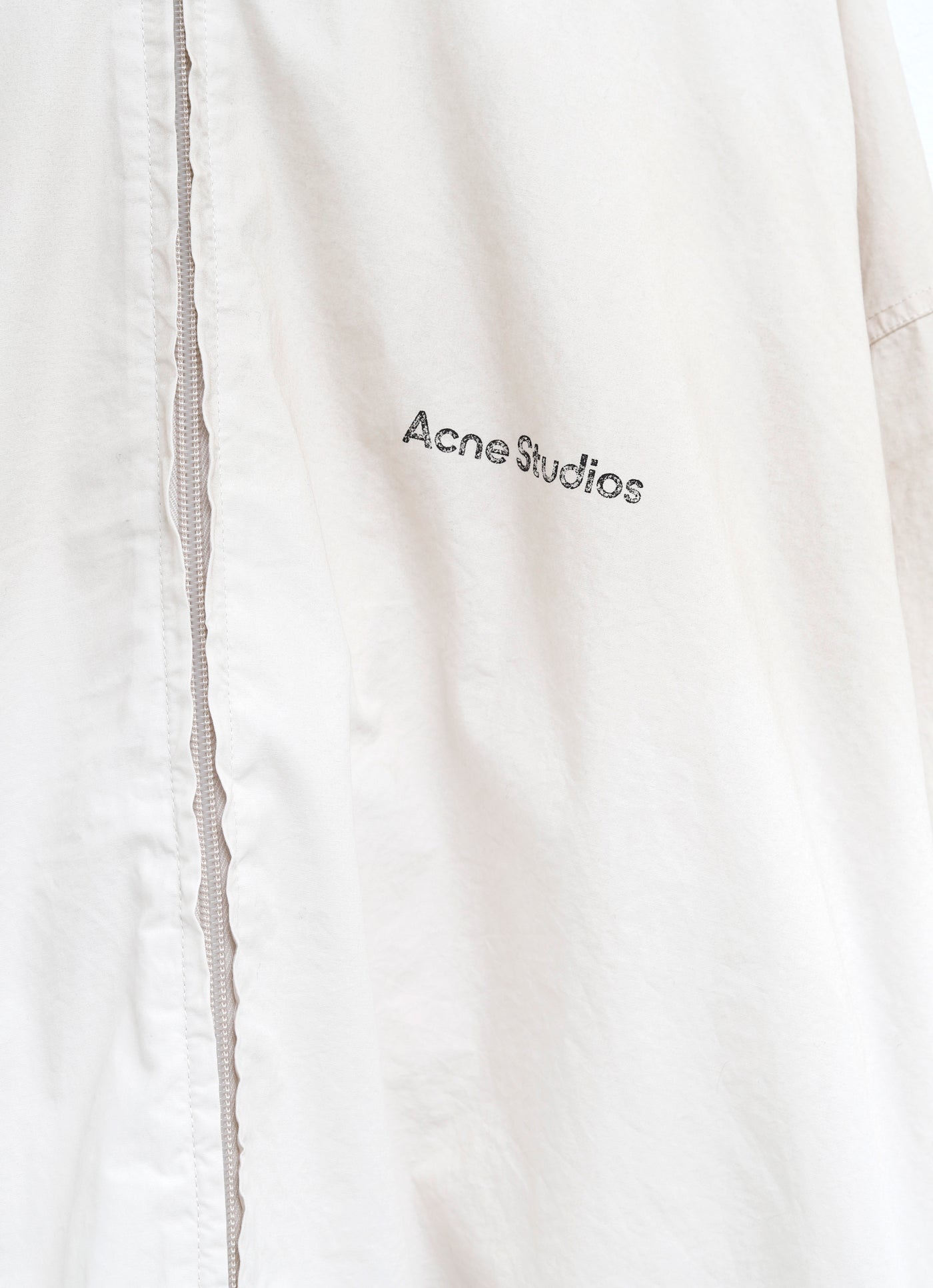 Chaqueta con cremallera y logo para hombre