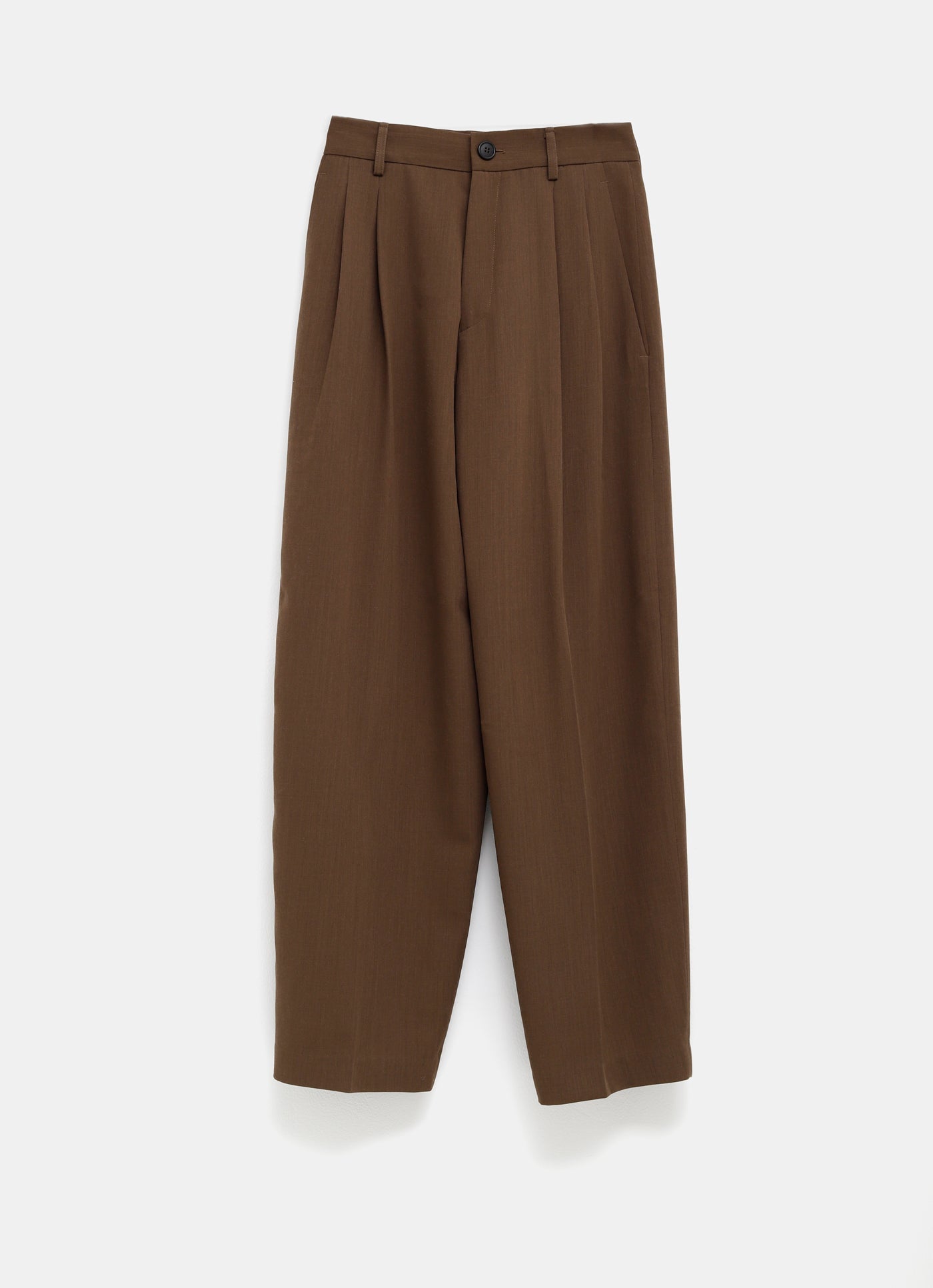 Pantalón ancho con pliegues dobles