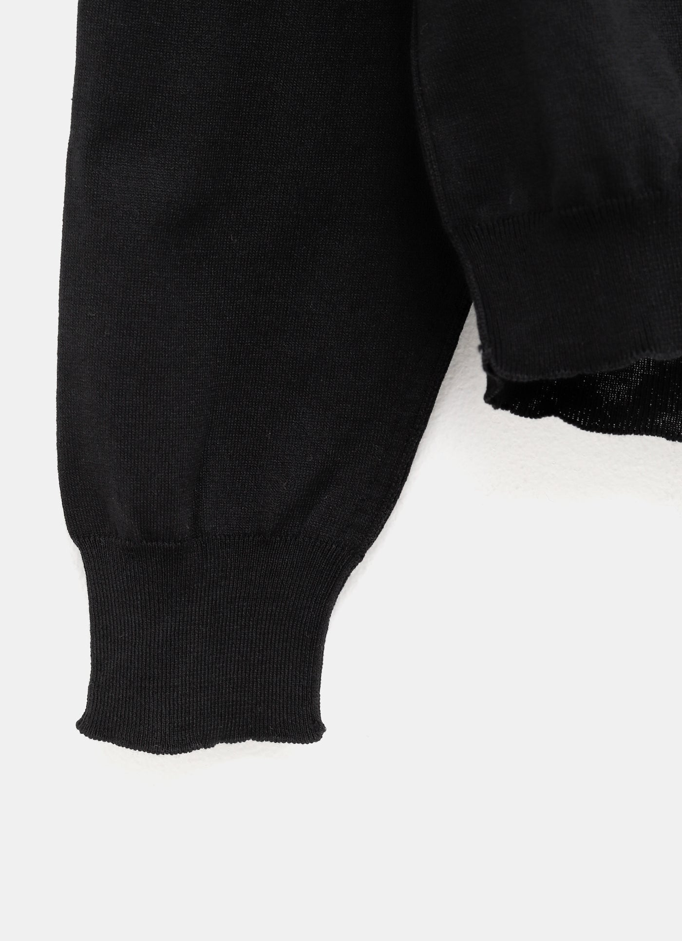 Jersey con cuello de pico para hombre