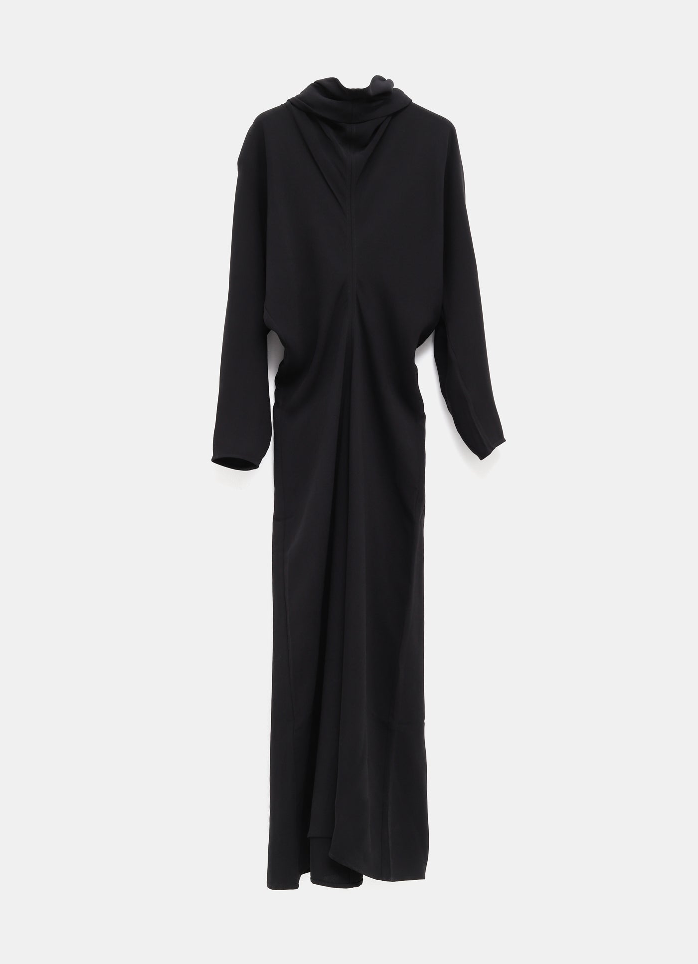 Vestido con lazada en el cuello