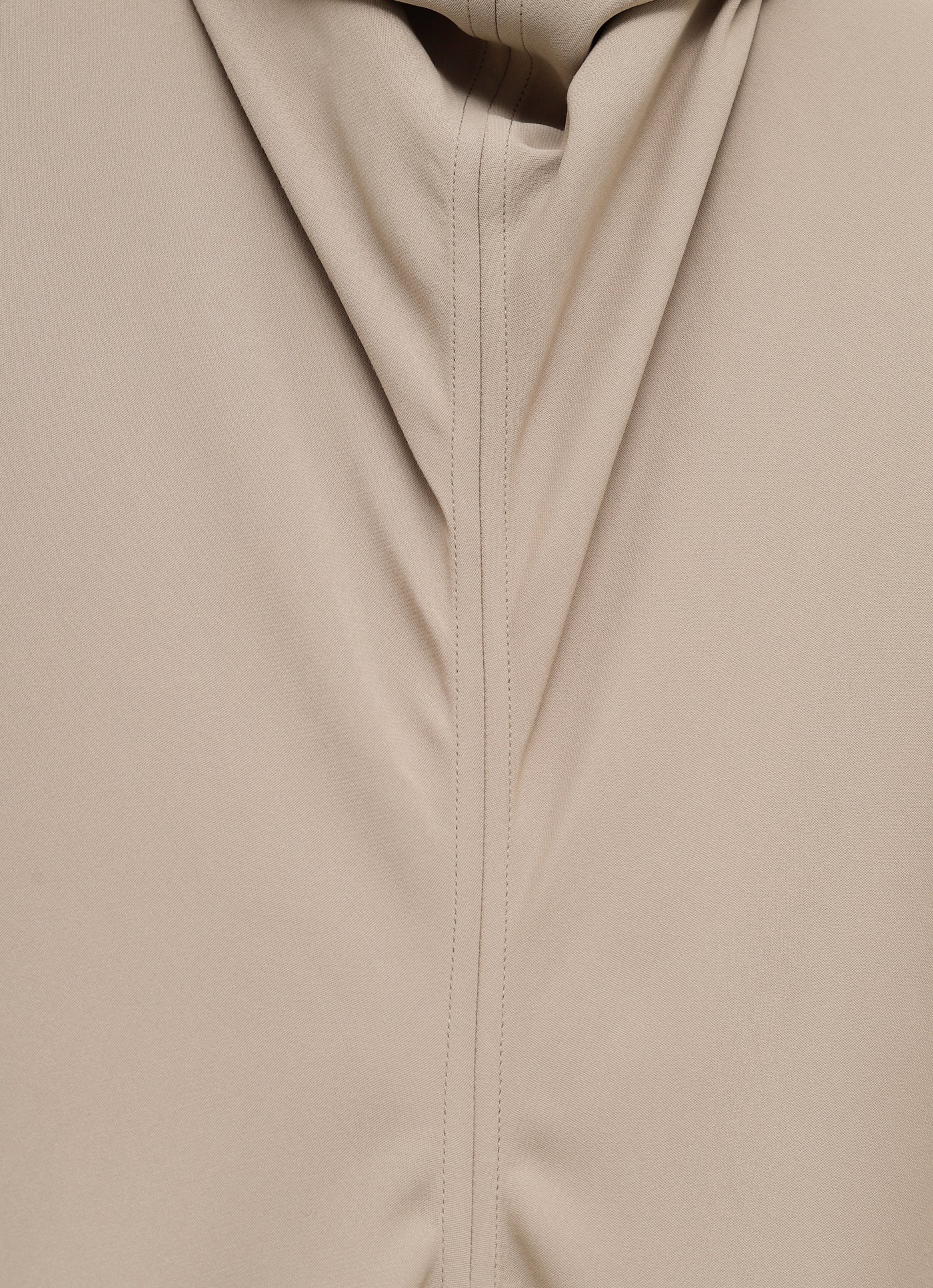 Vestido con lazada en el cuello