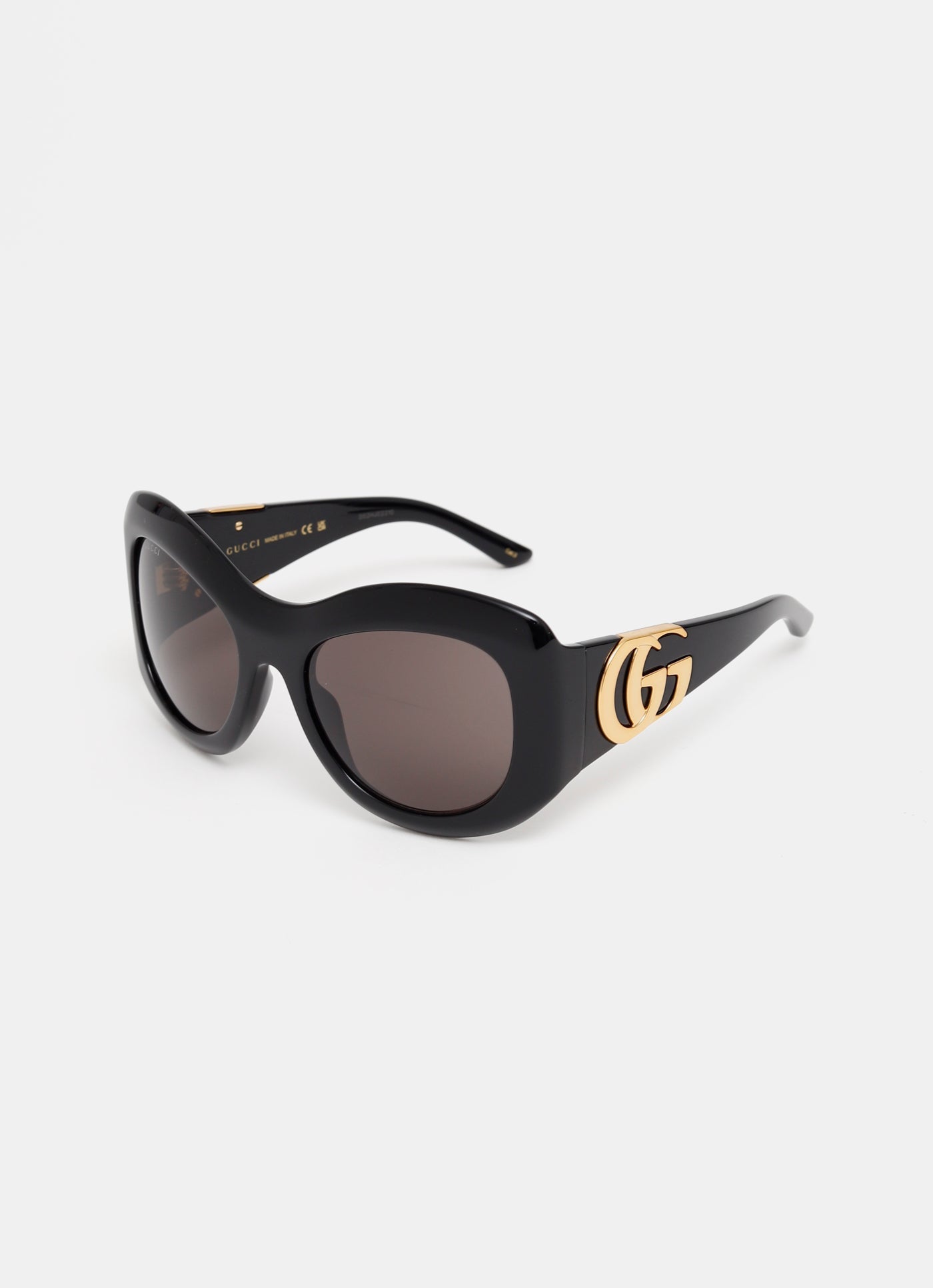 Gafas de sol con montura redonda