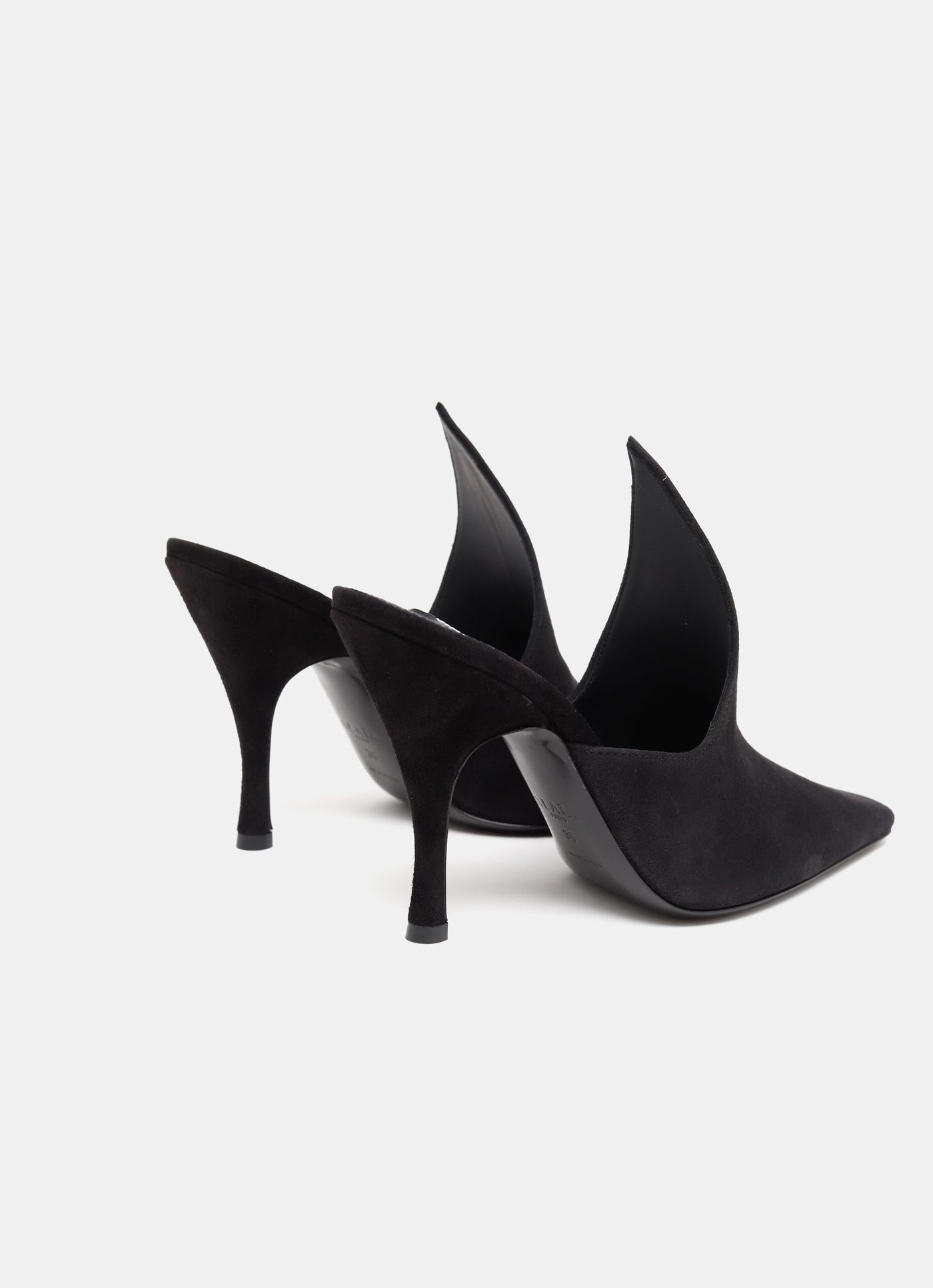 Mules Court de ante