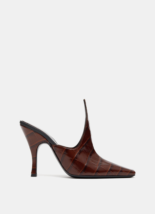 Mules Court con textura de cocodrilo