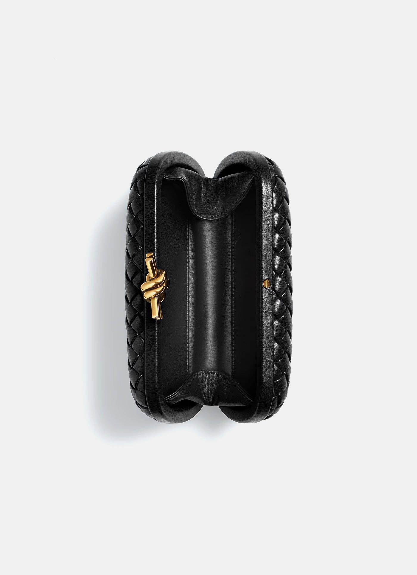 Knot Clutch