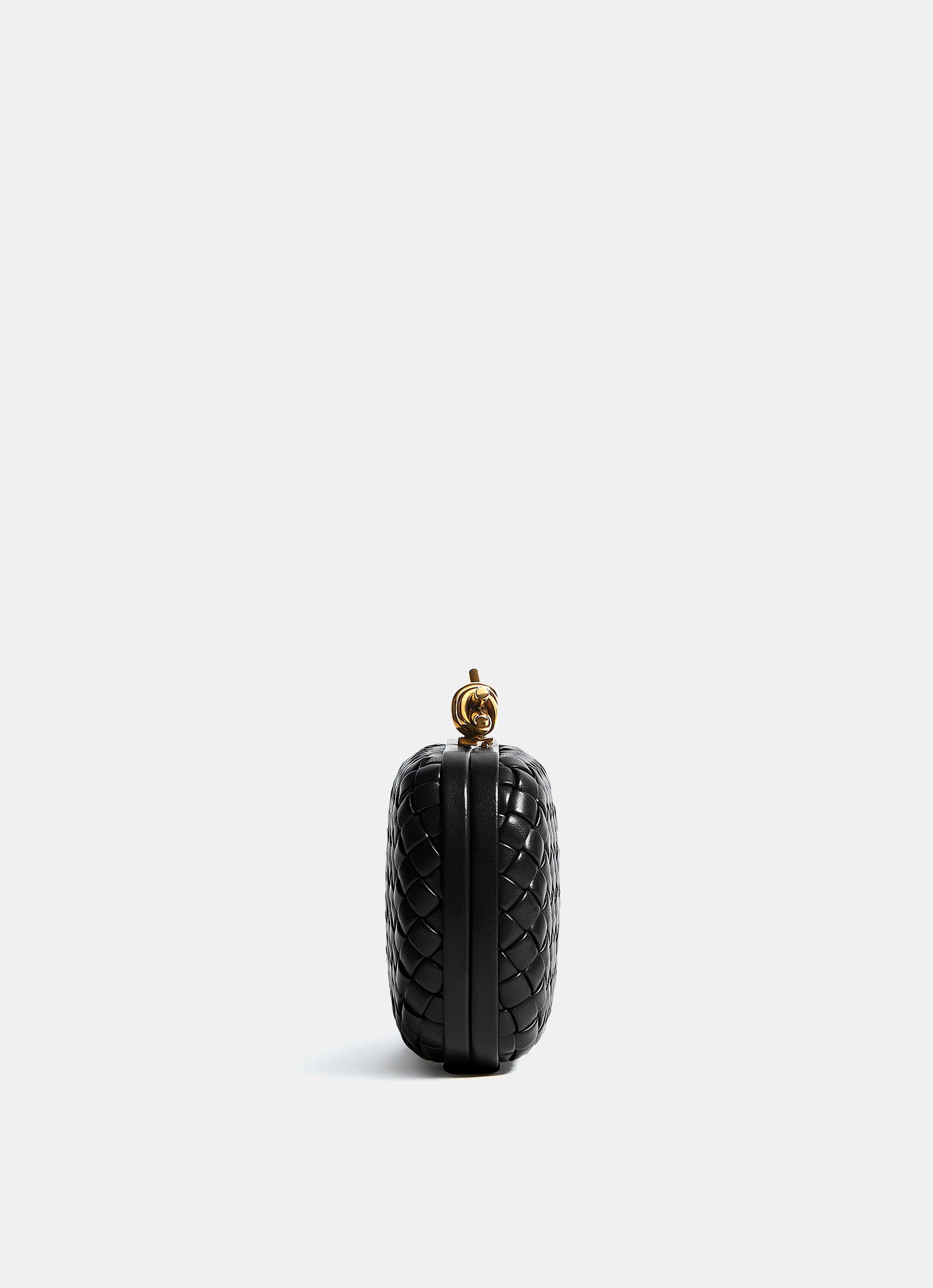 Knot Clutch