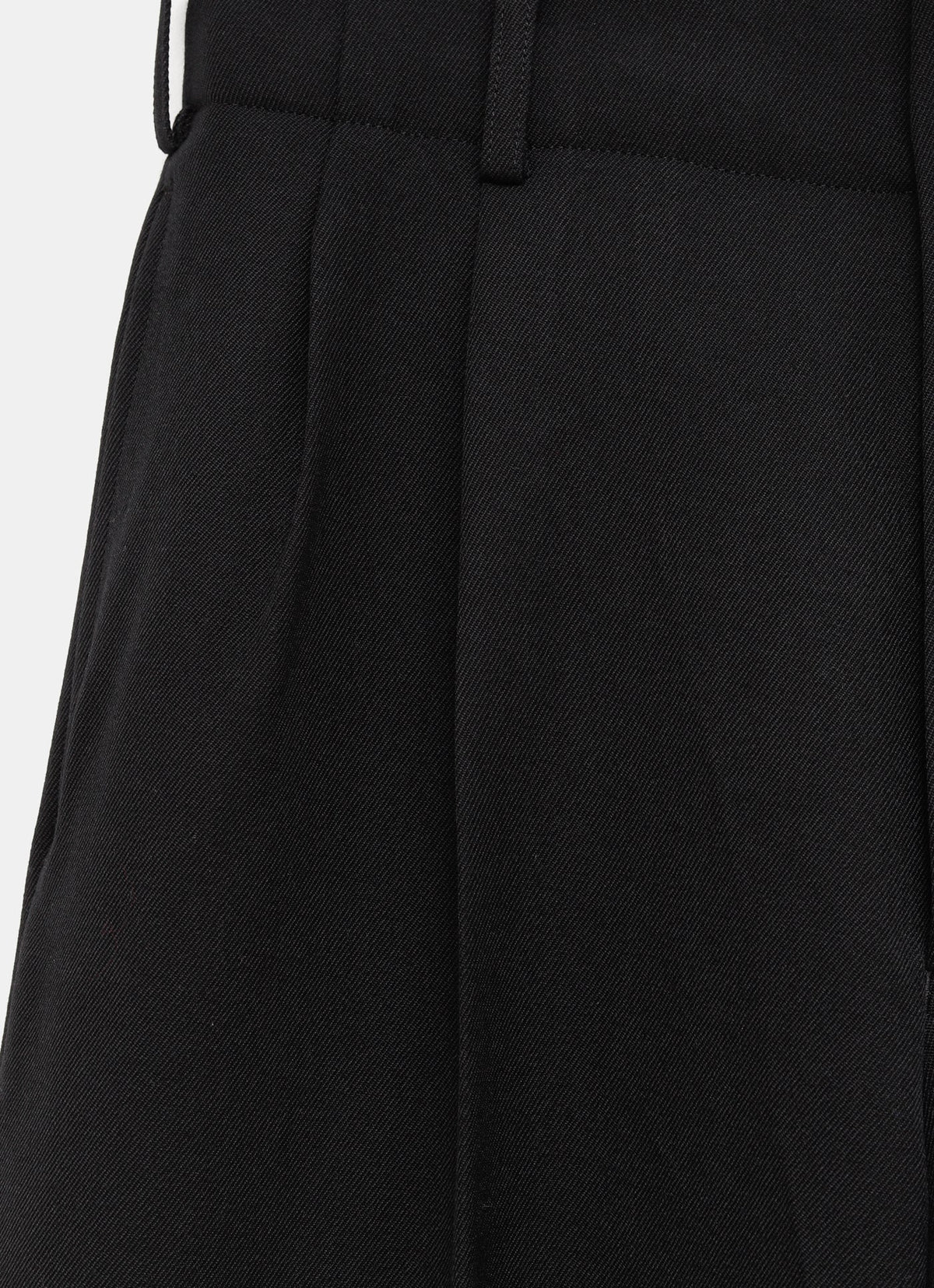 Pantalón ancho