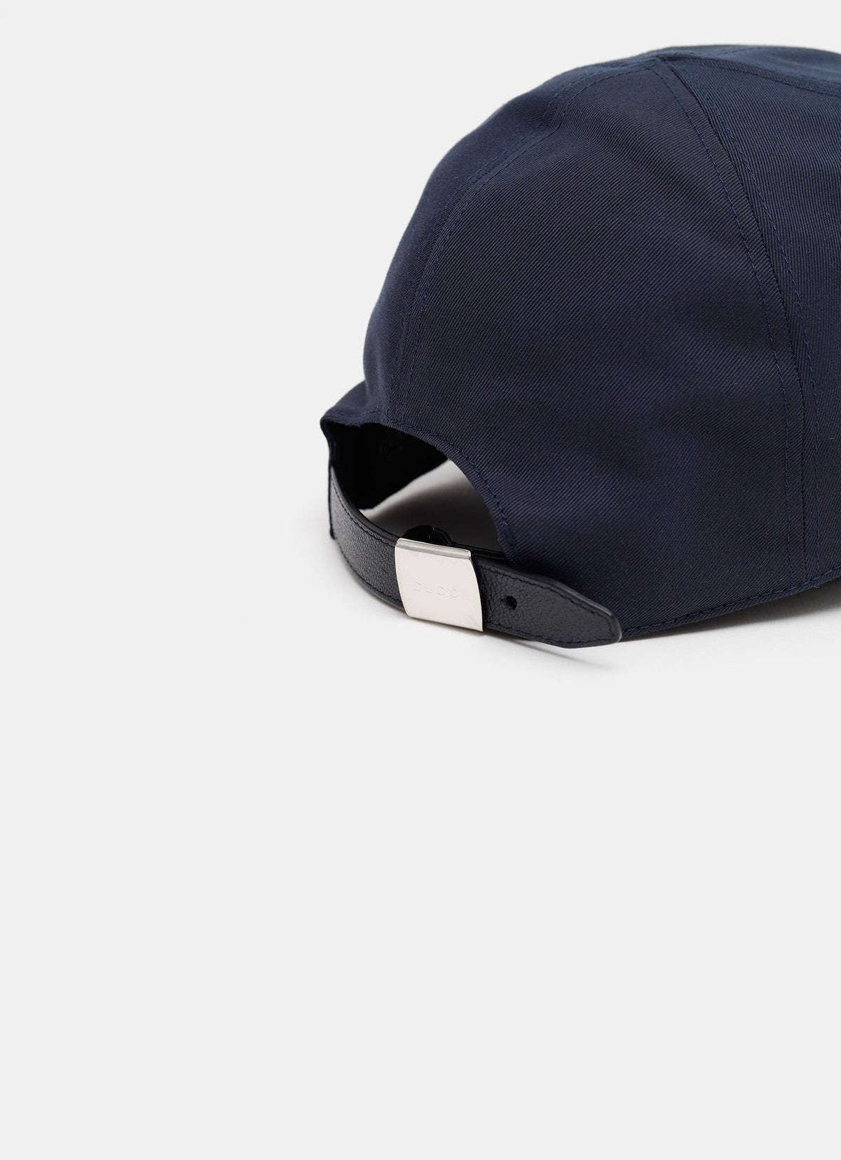 Gorra con logo bordado y detalle GG